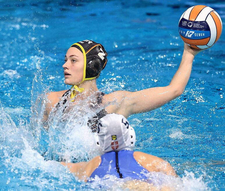 wasserball-1080.jpg
